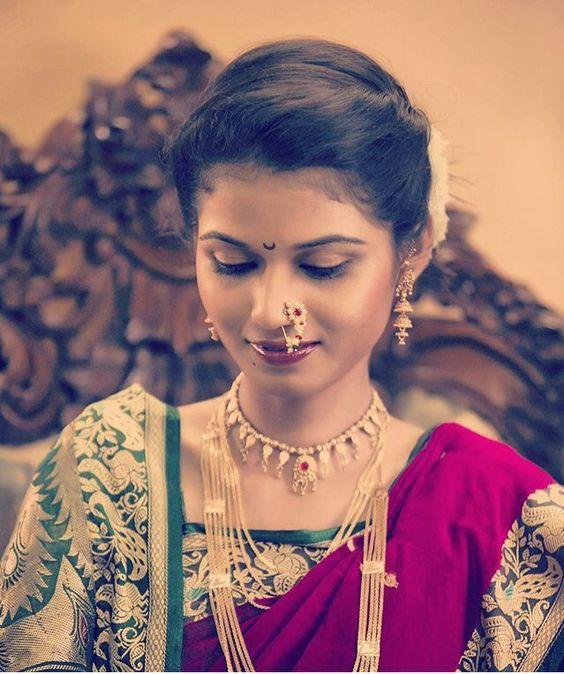 Nauvari Sari Accessory & Fashion Styles