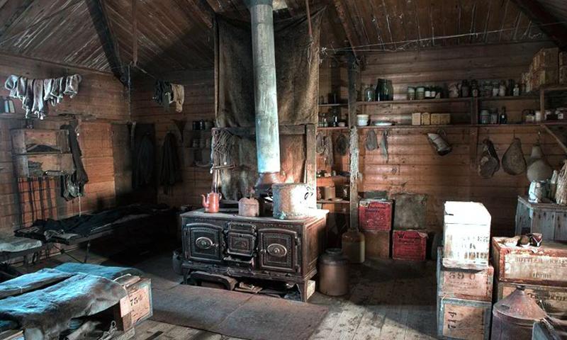 Escape From Ghost Ship